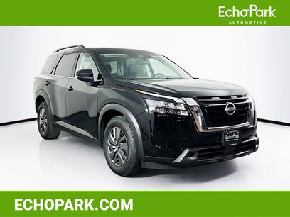 Used 2024 Nissan Pathfinder SV