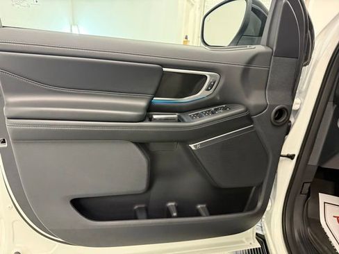 New 2026 Ford Expedition Max Platinum image 14