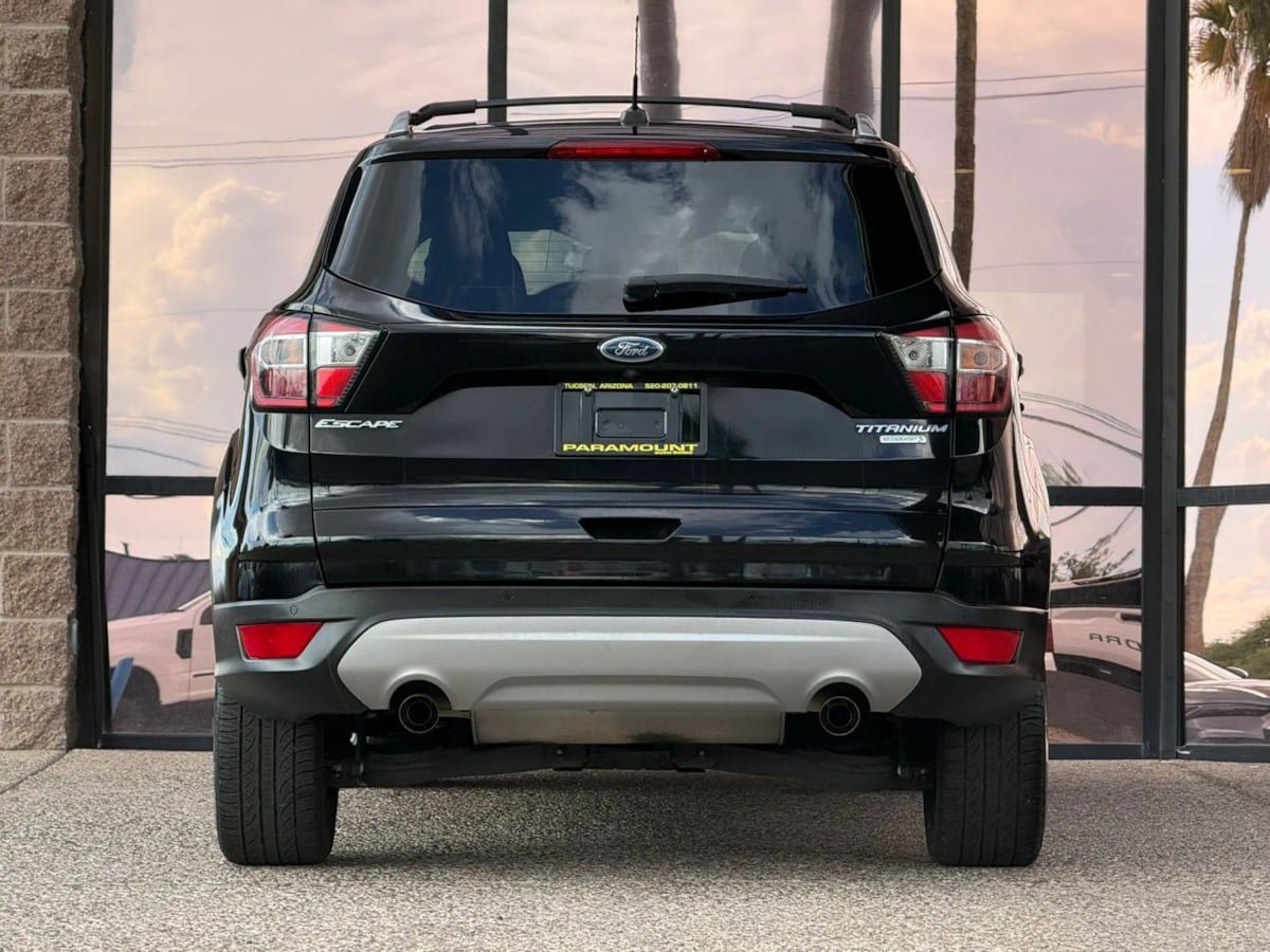 Used 2017 Ford Escape Titanium FWD image 10