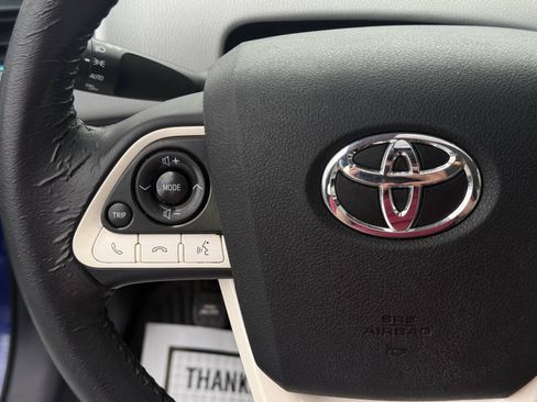 Used 2016 Toyota Prius Four w/ Advanced Technology Package FWD image 15