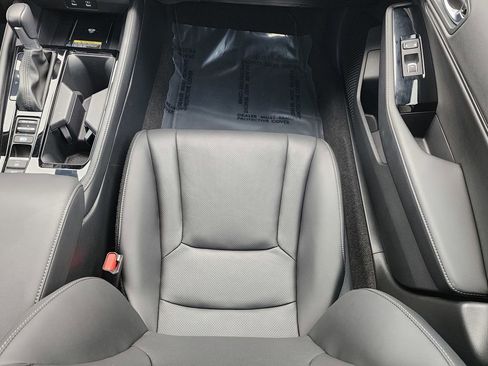 Used 2023 Honda Accord Touring image 13