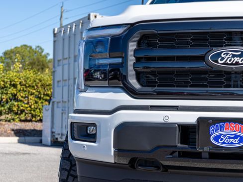 New 2025 Ford F150 Lariat w/ Equipment Group 501A Mid image 10