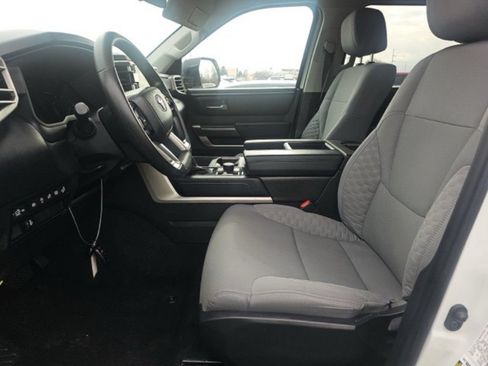 Used 2023 Toyota Tundra SR5 w/ SR5 Convenience Package AWD/4WD image 8
