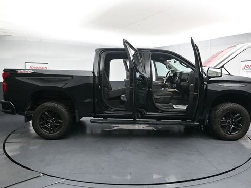 Used 2021 Chevrolet Silverado 1500 LT Trail Boss AWD/4WD image 37