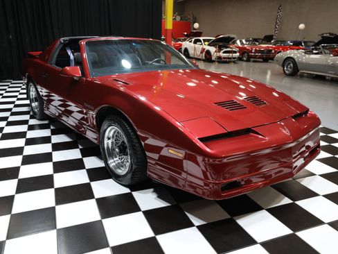 Used 1990 Pontiac Firebird Trans Am RWD image 21