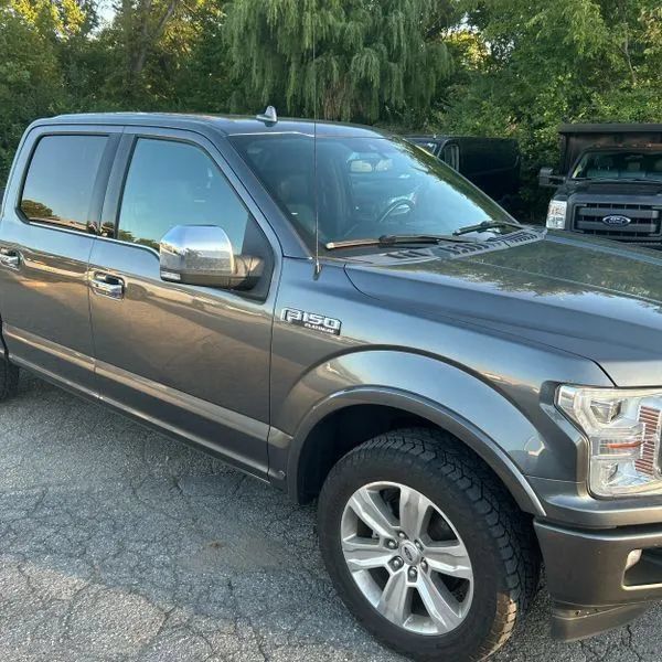 Used 2019 Ford F150 Platinum w/ Equipment Group 701A Luxury AWD/4WD image 14