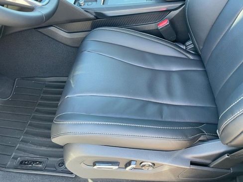 Certified 2025 Acura MDX w/ Technology Package image 12