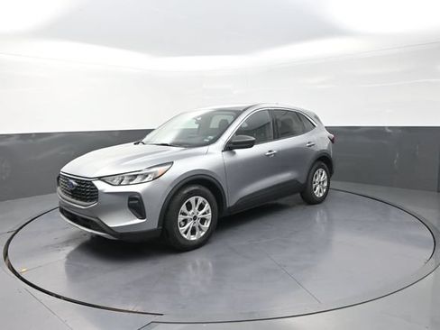 Used 2024 Ford Escape Active FWD image 39