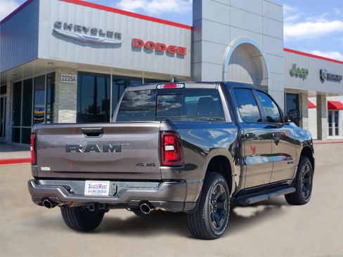 New 2026 RAM 1500 Express AWD/4WD image 5
