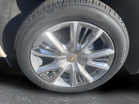 New 2026 Chevrolet Silverado 1500 High Country w/ High Country Premium Package image 9