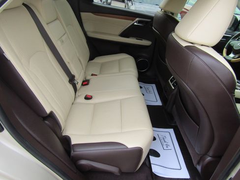Used 2019 Lexus RX 350 AWD w/ Navigation Package image 17