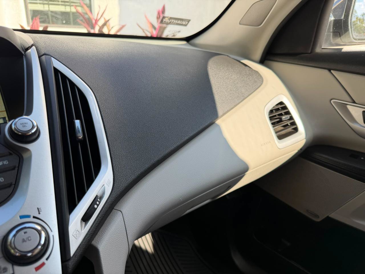 Used 2017 GMC Terrain SLT w/ Open Road Package FWD image 38