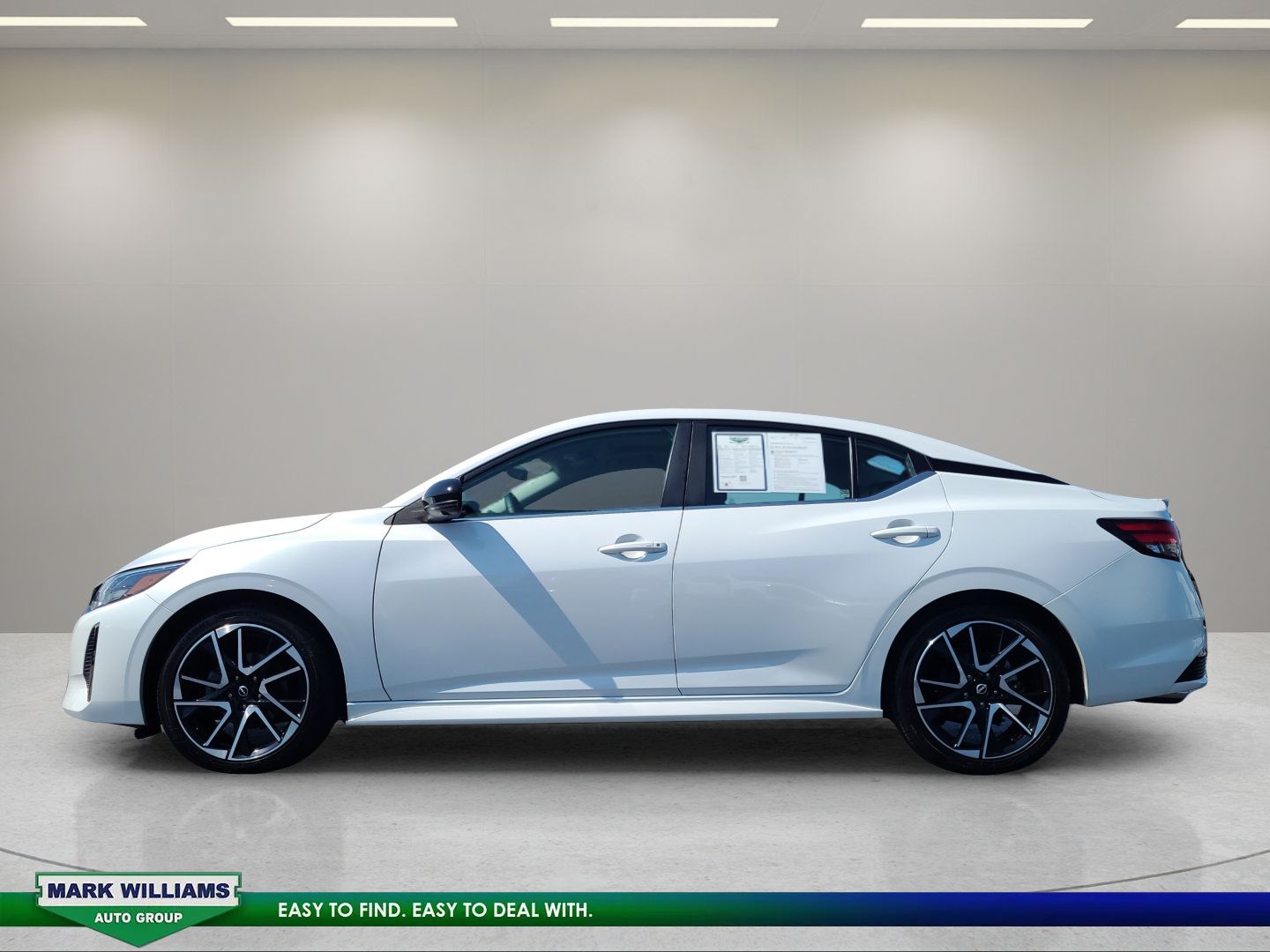 Used 2024 Nissan Sentra SR w/ SR Premium Package FWD image 7