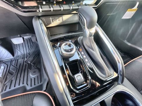 New 2026 GMC Canyon AT4 image 17