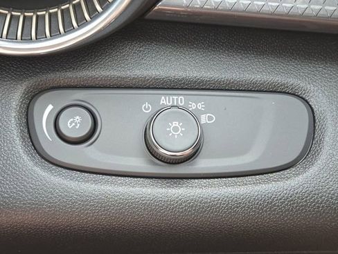 New 2026 Chevrolet Trax ACTIV w/ Driver Confidence Package FWD image 11