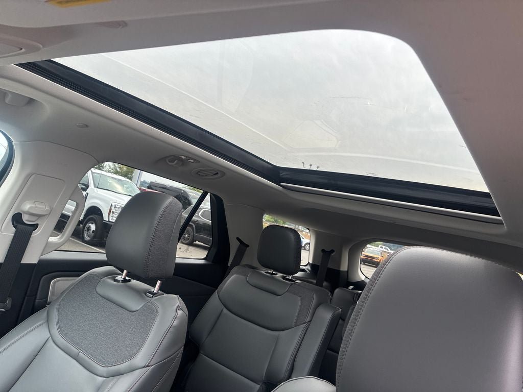Used 2026 Ford Explorer Active w/ Active Comfort Package AWD/4WD image 27