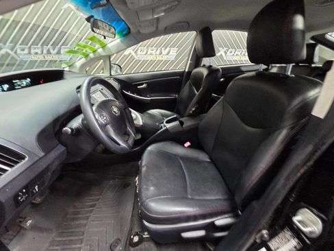 Used 2013 Toyota Prius Three image 16