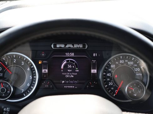 Used 2022 RAM 1500 Big Horn AWD/4WD image 19