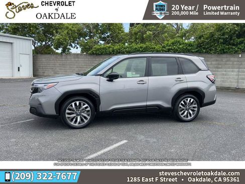 Used 2025 Subaru Forester Touring AWD/4WD image 6