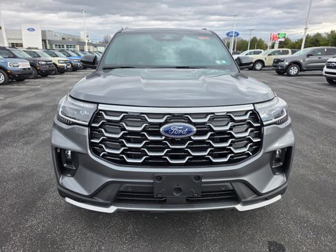 New 2026 Ford Explorer Platinum w/ LUX Leather Package image 8