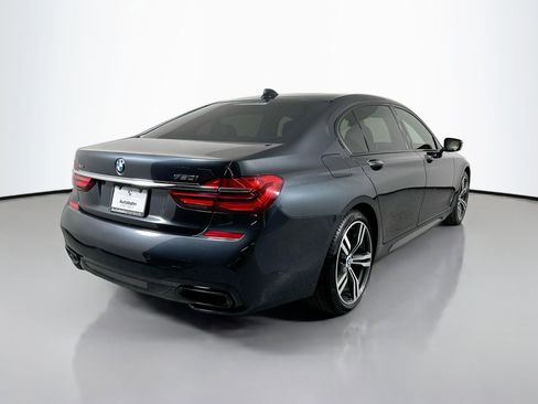 Used 2019 BMW 750i xDrive w/ Executive Package image 6