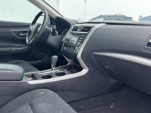 Used 2015 Nissan Altima 2.5 S w/ Special Edition Package image 18