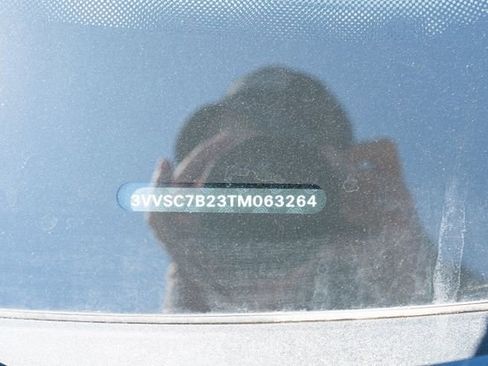 New 2026 Volkswagen Taos SE FWD image 10