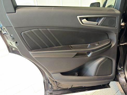 Used 2022 Ford Edge ST w/ Equipment Group 401A AWD/4WD image 21