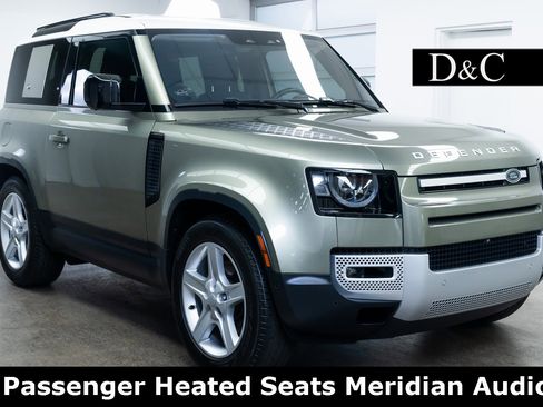 Used 2022 Land Rover Defender 90 image 1