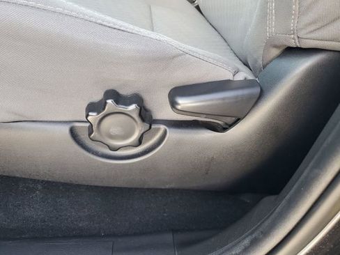 Used 2021 Toyota Tacoma SR image 38