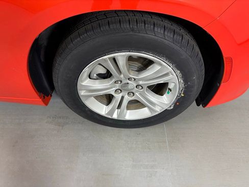 Used 2021 Dodge Charger SXT image 11