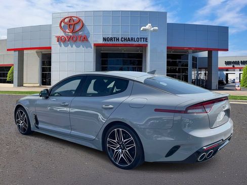 Used 2022 Kia Stinger GT2 AWD/4WD image 4