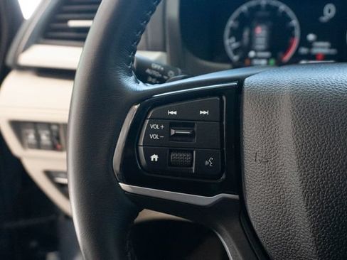 Certified 2025 Honda Odyssey EX-L image 24
