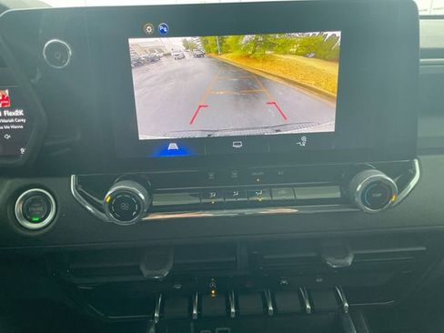 Used 2025 Chevrolet Colorado W/T w/ Advanced Trailering Package image 23