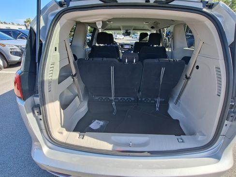 Used 2024 Chrysler Voyager LX FWD image 22