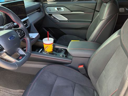 Used 2025 Ford Explorer ST w/ Sun And Sound Package image 11