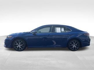 Used 2023 Toyota Camry SE w/ Convenience Package FWD video 2