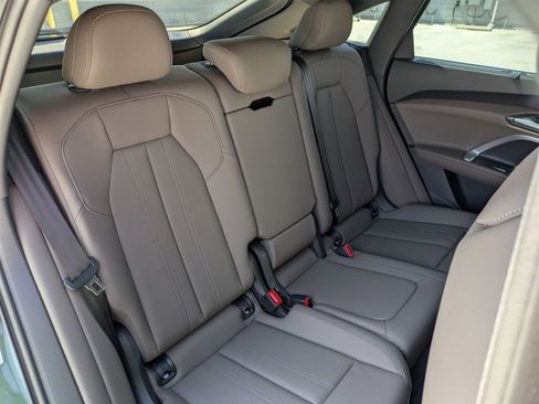 New 2025 Audi Q5 Premium Plus image 11