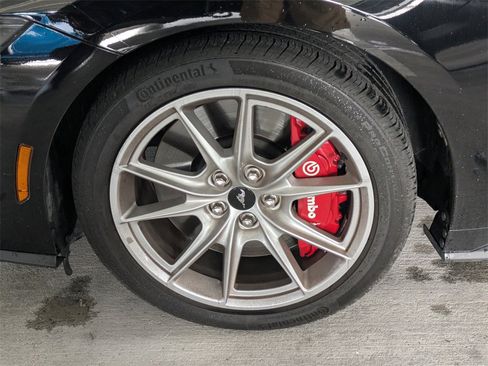 Used 2024 Ford Mustang GT Premium image 11