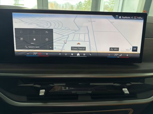 Used 2026 BMW X5 xDrive40i w/ M Sport Package image 34