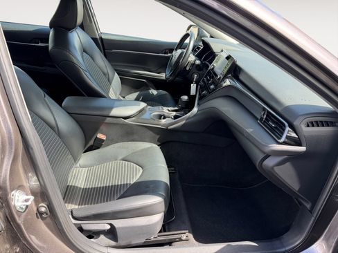 Used 2023 Toyota Camry SE w/ Protection Package (Q2) (TMS) FWD image 15