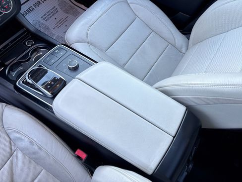 Used 2017 Mercedes-Benz GLS 550 4MATIC image 24