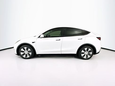 Used 2023 Tesla Model Y Long Range AWD/4WD image 4