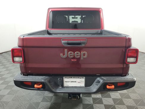 Used 2022 Jeep Gladiator Mojave w/ Cold Weather Group AWD/4WD image 5