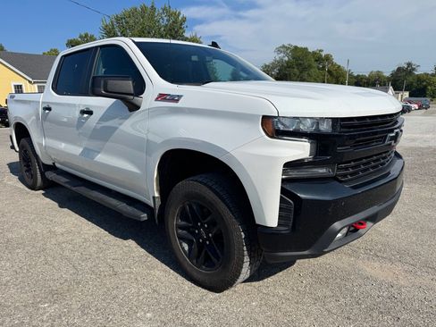 Used 2022 Chevrolet Silverado 1500 LT Trail Boss w/ Convenience Package II AWD/4WD image 10