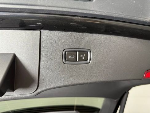 Certified 2026 Porsche Cayenne Coupe AWD/4WD image 17