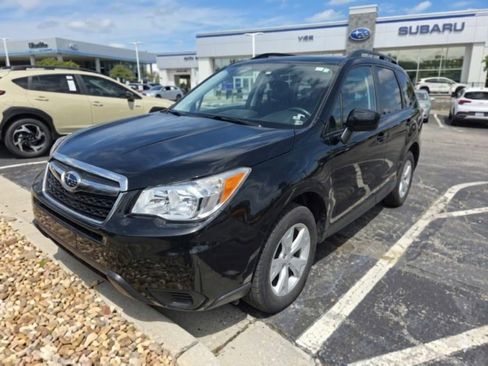 Used 2016 Subaru Forester 2.5i Premium w/ All-Weather Package AWD/4WD image 2