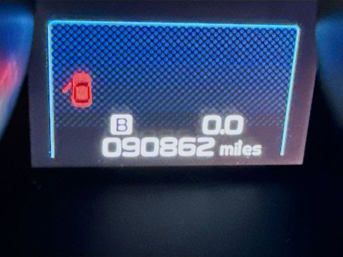 Used 2017 Subaru Outback 2.5i Touring image 4