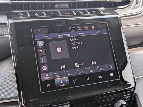 Certified 2023 Jeep Grand Cherokee Laredo w/ MOPAR Finishing Package AWD/4WD image 19