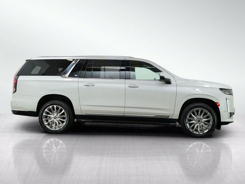 Used 2021 Cadillac Escalade ESV Premium Luxury AWD/4WD image 8